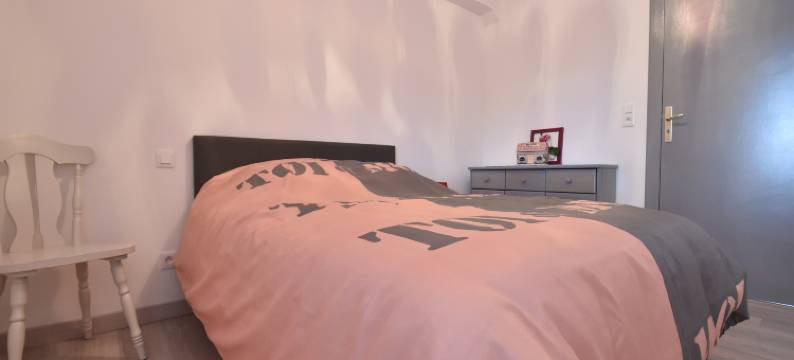 Cosy holiday home by the lake in Saint-Louis图片