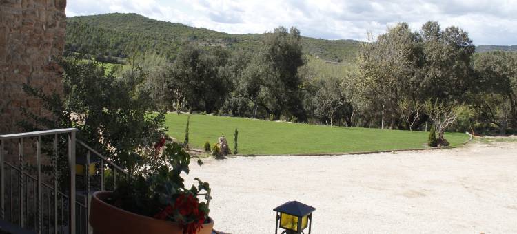 Apartment in Spain near Scenic Mountains图片