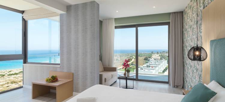 莱昂纳多水晶湾成人酒店(Leonardo Crystal Cove Hotel & Spa – Adults Only)图片