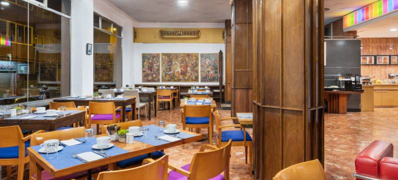 克里索奇多斯酒店(Crisol Quindós)图片