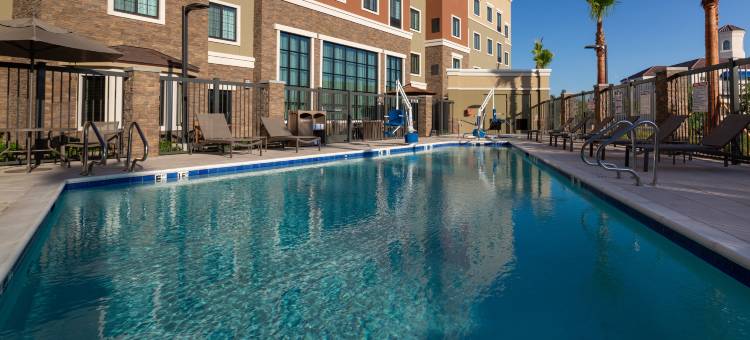 凤凰城比尔特莫尔区Staybridge Suites(Staybridge Suites Phoenix – Biltmore Area)图片