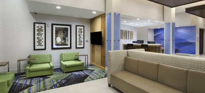 弗赖拉辛西北智选假日套房酒店(Holiday Inn Express & Suites DALLAS-FRISCO NW TOYOTA STDM by IHG)图片