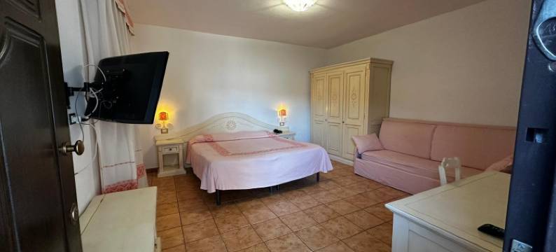 蒙蒂路育酒店(Hotel Montiruju)图片