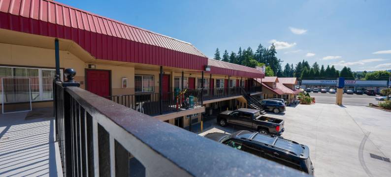 OYO 格拉德斯通经济旅店 - 波特兰/克拉克默斯(Budget Inn Gladstone by OYO - Portland Clackamas)图片