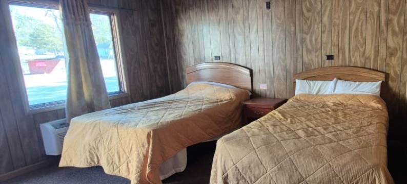 哈瓦那近伊利诺伊河的Sycamore汽车旅馆(Sycamore Motel Havana Near Illinois River)图片