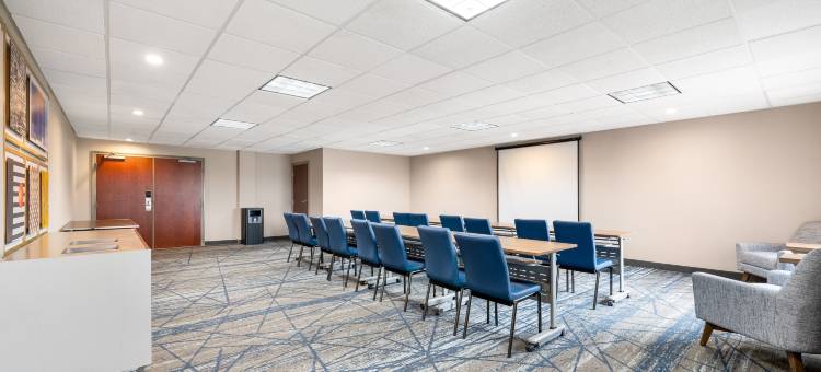 智选假日套房酒店水牛机场(Holiday Inn Express & Suites BUFFALO-AIRPORT by IHG)图片