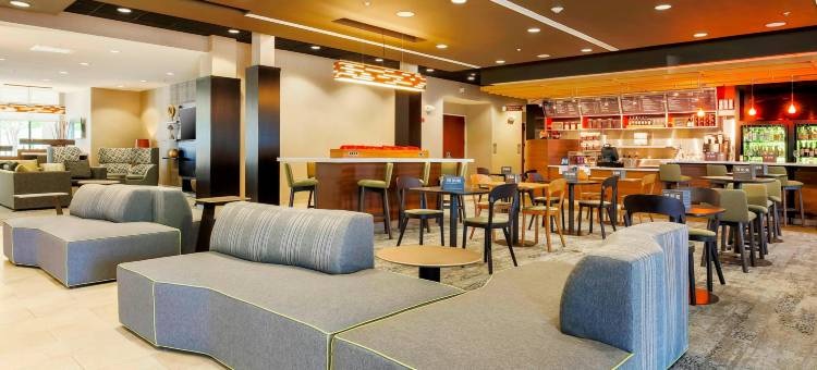 达拉斯阿林顿南万怡酒店(Courtyard Dallas Arlington South)图片