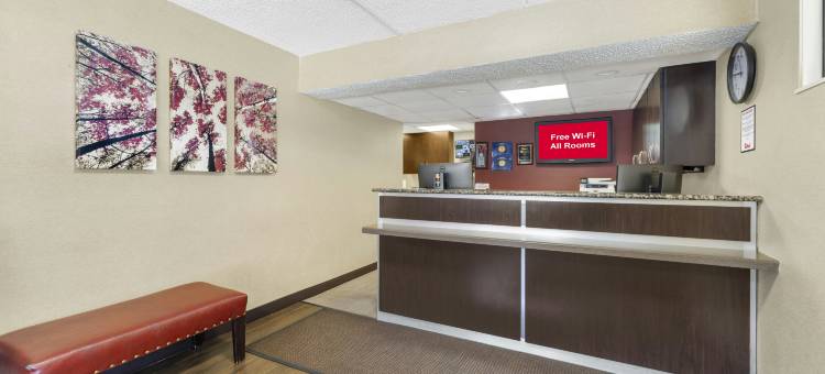 布法罗尼亚加拉机场红顶酒店(Red Roof Inn Buffalo - Niagara Airport)图片