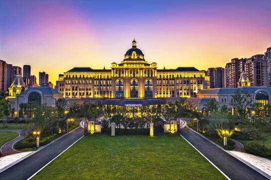 南昌綠地鉑驪酒店（魚尾洲店）