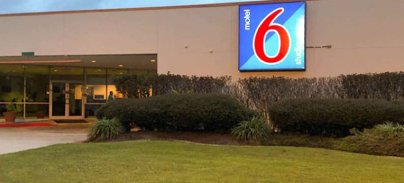 拉普拉斯Studio 6，洛杉矶(Studio 6 LaPlace, La)图片