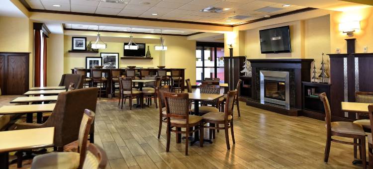 希尔顿欢朋酒店-日内西奥(Hampton Inn Geneseo)图片