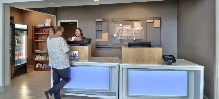 阿尔伯克基 - 北气球嘉年华公园智选假日酒店及套房(Holiday Inn Express & Suites Albuquerque-N. Balloon Fsta PK)图片