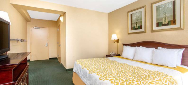 Days Inn by Wyndham College Park图片