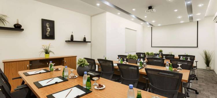 利雅得温德姆速8酒店(Super 8 by Wyndham Al Riyadh)图片