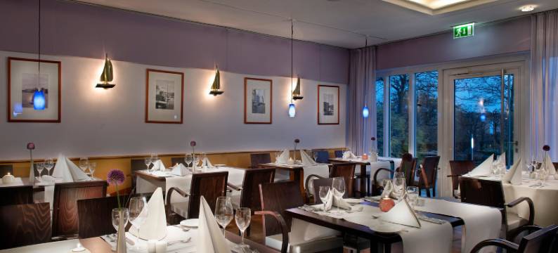 施特拉尔松汉多姆温德姆酒店(Wyndham Stralsund HanseDom)图片