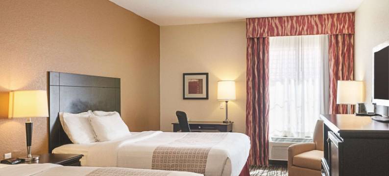 斯莱德尔北岸地区拉昆塔温德姆套房酒店(La Quinta Inn & Suites by Wyndham Slidell North Shore)图片