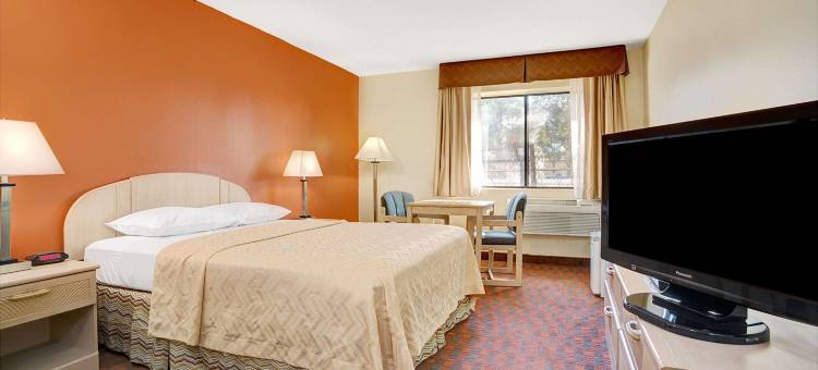 伍德兰德戴斯酒店(Days Inn by Wyndham Woodland)图片