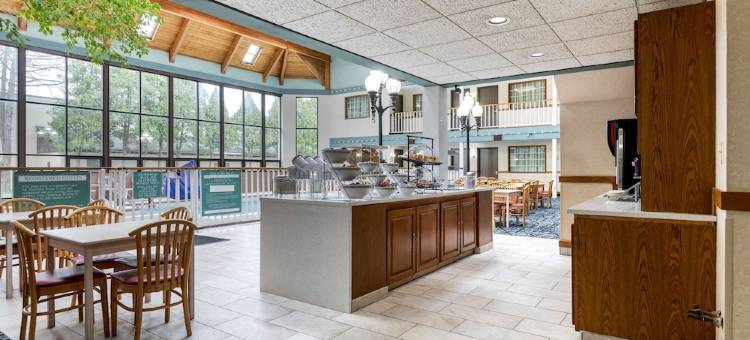 罗德威酒店(Rodeway Inn)图片