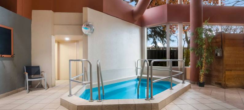 圣凯瑟琳斯贝斯特韦斯特酒店及会议中心(Best Western St Catharines Hotel  Conference Centre)图片