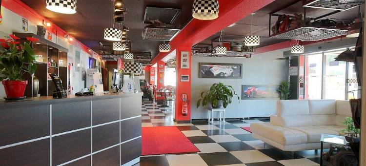 基里亚德坎尼斯伊克鲁斯时尚恩佐酒店(Enzo Hotels Cannes-Écluse by Kyriad Direct)图片