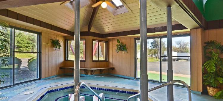 品质酒店及套房(Quality Inn & Suites Black River Falls I-94)图片