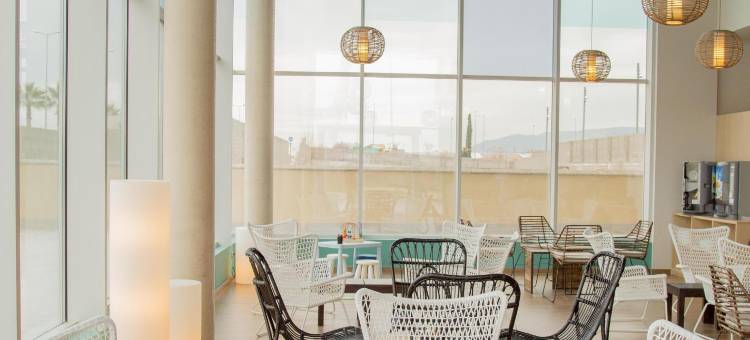 比拉德坎斯民宿酒店(B&B Hotel Barcelona Viladecans)图片