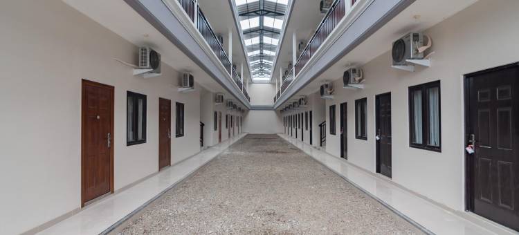 红多兹伊斯兰普拉斯酒店-塔西马来亚先锋旅馆(RedDoorz Syariah Plus @ Perintis Guesthouse Tasikmalaya)图片