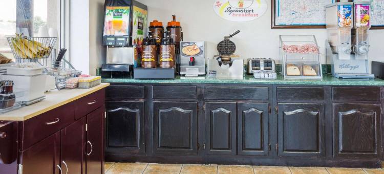 格林斯伯勒速8酒店(Super 8 by Wyndham Greensboro)图片