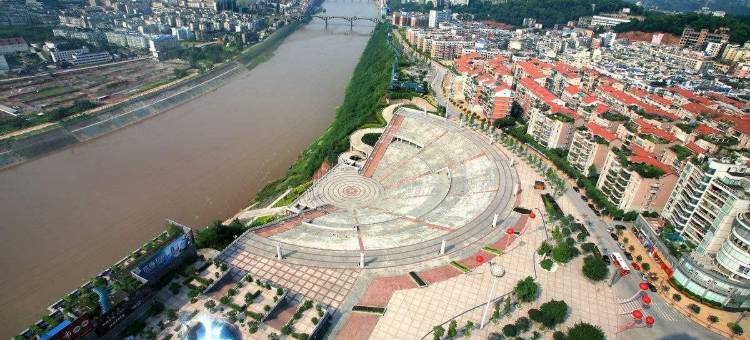 派酒店(泸州江阳区警校店)图片