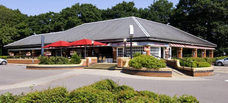 费勒姆普瑞米尔酒店(Premier Inn Fareham)图片