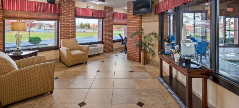 科奈尔温彻斯特贝斯特韦斯特优质酒店(Best Western Canal Winchester Inn - Columbus South East)图片