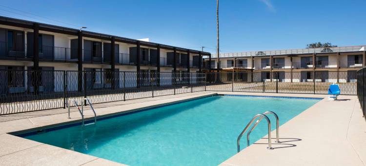 图森市中心红狮套房酒店(Red Lion Inn & Suites Tucson Downtown)图片