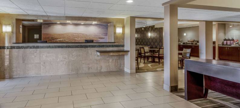 宾厄姆顿约翰逊城拉昆塔温德姆酒店(La Quinta Inn by Wyndham Binghamton - Johnson City)图片