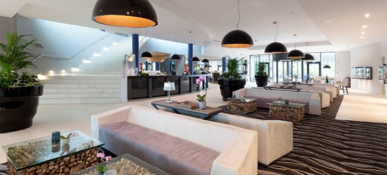 蒙斯范德瓦尔克会议酒店(Van der Valk Hotel Mons Congres)图片