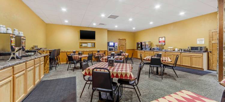 伊克诺旅馆及套房(Econo Lodge Inn & Suites Brookings)图片