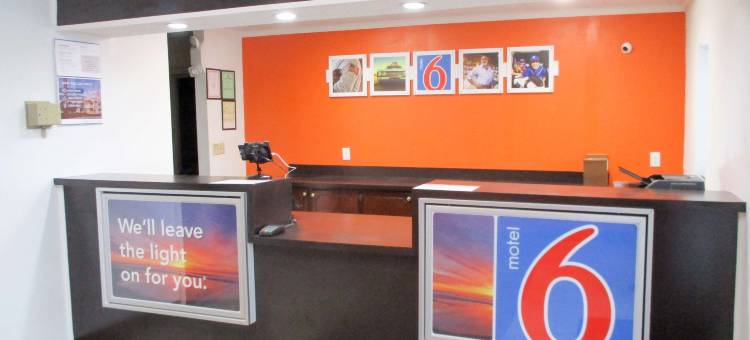 亚拉巴马州贝米内特 6 号汽车旅馆(Motel 6 Bay Minette, Al)图片