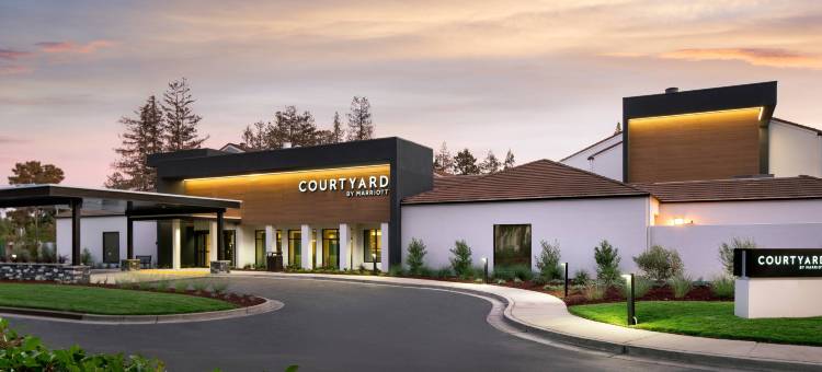 圣何塞库比蒂诺万怡酒店(Courtyard San Jose Cupertino)图片