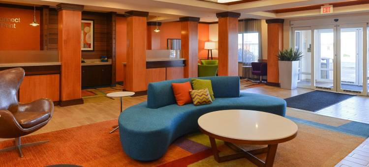 布卢明顿万豪万枫酒店(Fairfield Inn & Suites Bloomington)图片