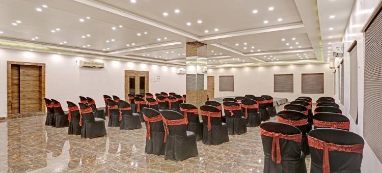 Treebo 瓦尔沙宫酒店(Varsha Palace)图片