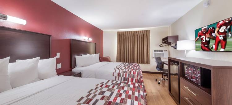 登顿红顶套房酒店(Red Roof Inn & Suites Denton)图片