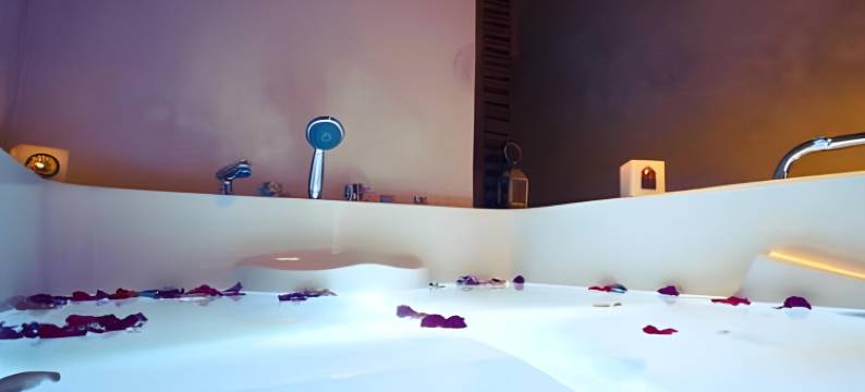 艾尔马蒂摩洛哥传统庭院住宅(Riad El Maâti)图片