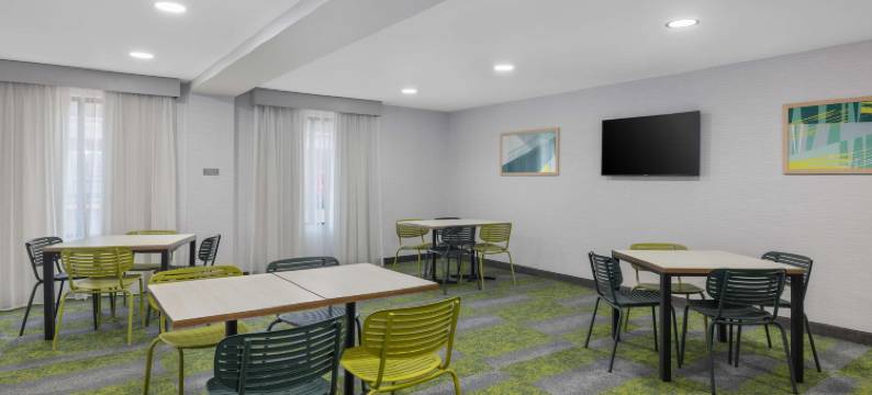 弗吉尼亚州弗雷德里克斯堡南角希尔顿斯帕克酒店(Spark by Hilton Fredericksburg Southpoint, VA)图片