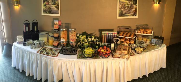 圣埃莱德贝格戴斯酒店(Days Inn by Wyndham Ste. Helene-De-Bagot)图片