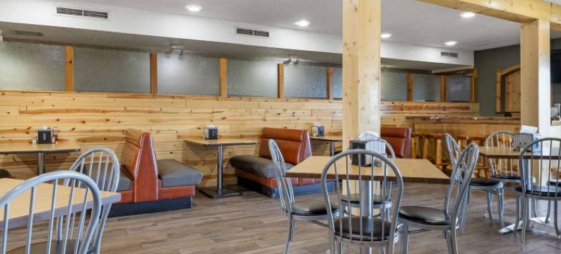 亚什兰苏必利尔湖凯艺酒店(Quality Inn Ashland - Lake Superior)图片