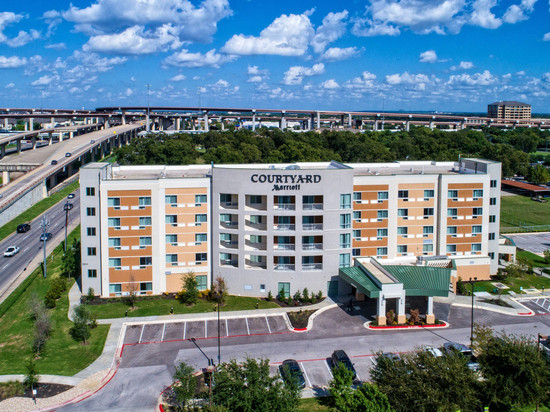 奥斯汀西北/莱克莱恩万豪庭院酒店