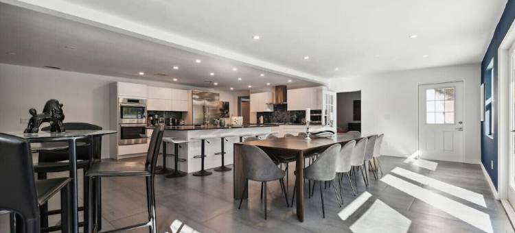 Luxury Private 7Br Lakeside Villa with Heated Pool, Putting Green & Fire Pit图片