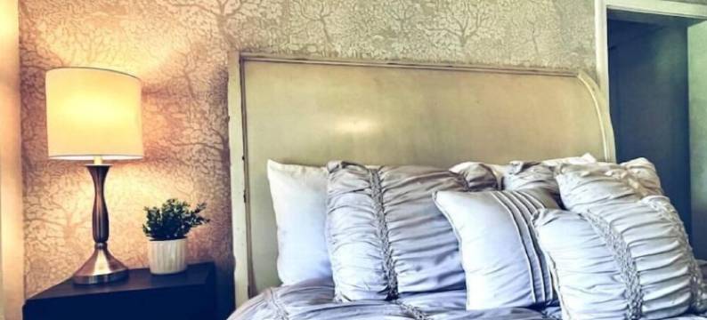 Sunset Chateau图片