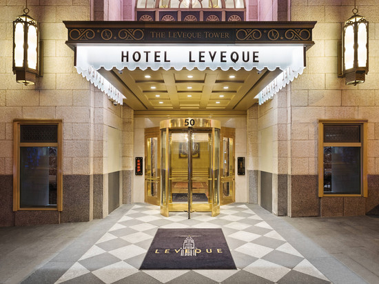 里维克酒店-傲途格精选