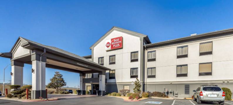 米德韦斯特城贝斯特韦斯特优质套房酒店(Best Western Plus Midwest City Inn  Suites)图片