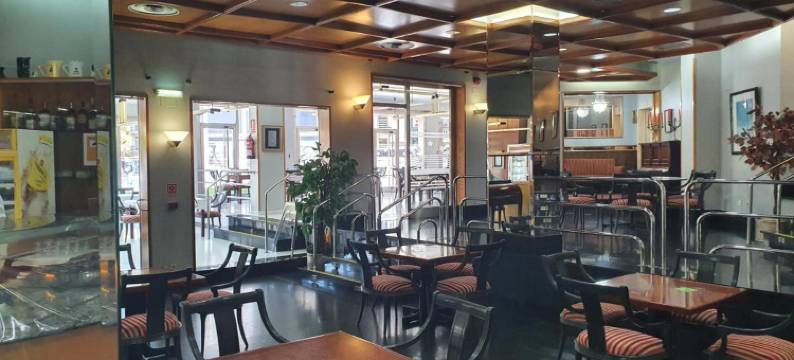 希洪中心贝戈尼亚住宿加早餐酒店(B&B HOTEL Gijón Centro Begoña)图片